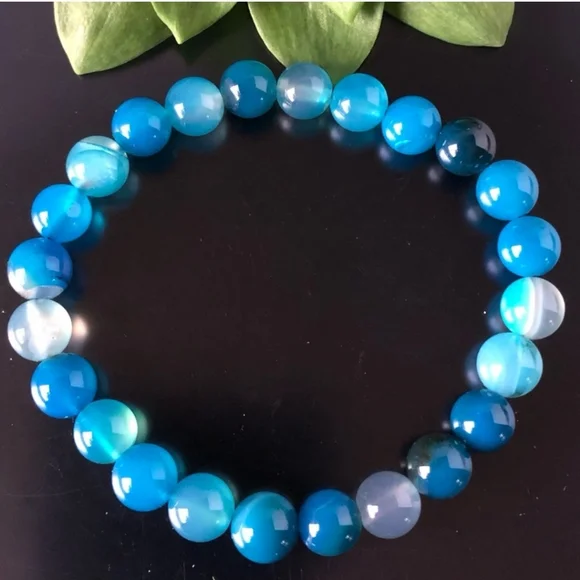 Blue Stripes Agate 8mm Natural Stone Beads stretchable Bracelet - Picture 2 of 3